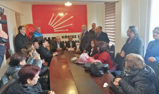 CHP Körfez İlçe Başkanı Bülent Yıldız mazbatasını aldı