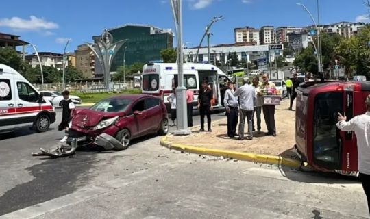 Trafik kazasında, 5 kişi yaralandı