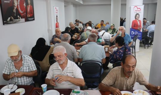 İzmit Belediyesi’nden, Uygun Fiyatlı Lezzet: Paşa Kent Lokantası Açıldı