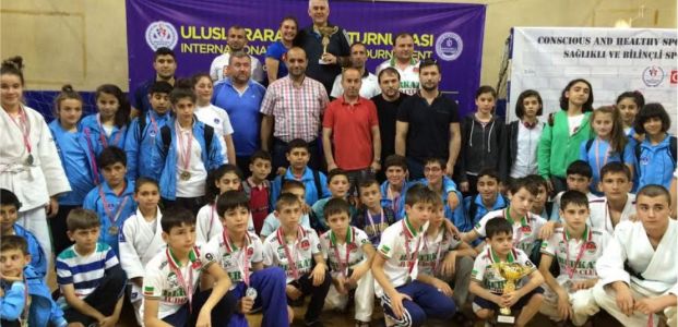 Büyükşehir Judo’da 351 kulübü geride bıraktı