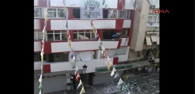  HDP binalarına Eş zamanlı bombalı saldırı