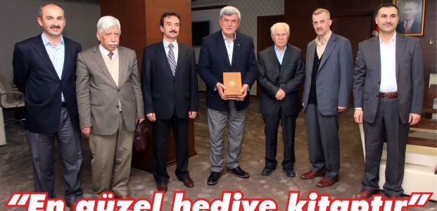 Karaosmanoğlu, ‘’En güzel hediye kitaptır’’