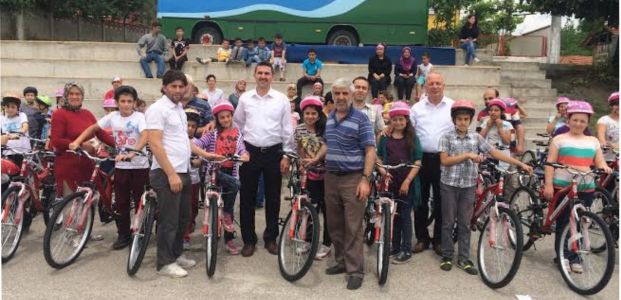 Kartepe’de Bisikletini Almayan 5. Sınıf Kalmadı