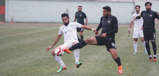  Kocaeli Birlikspor 3-­0 mağlup ayrıldı