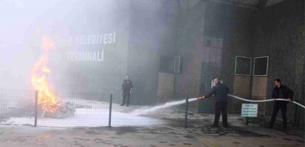 Otobüs Terminali’ndeki tatbikat gerçeğini aratmadı