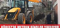  Körfez’de metruk binalar yıkılıyor